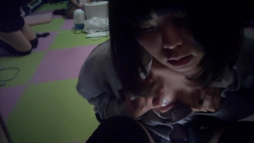 卑猥な空間見学店