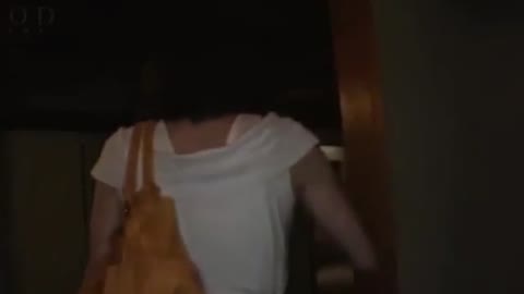 お嬢様風の巨乳美少女