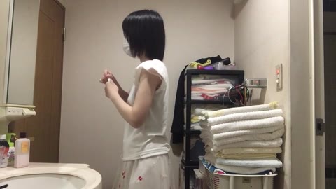 激カワ‼地下アイドルの着替えの盗撮に成功!今日は生理なのね♡