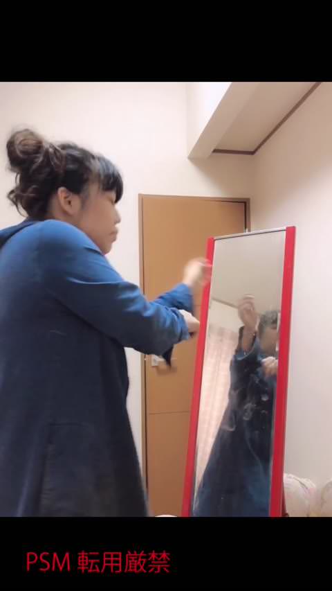 天然オタク系ぽちゃ娘の着替え遠隔盗撮