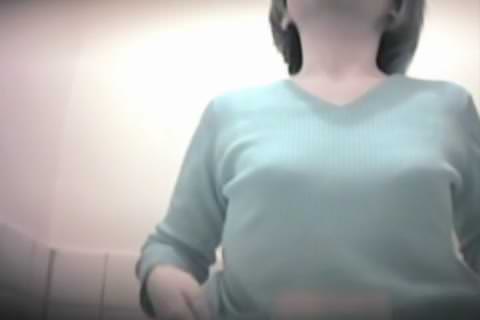 2009年　狙われた大学生追い撮りトイレ盗撮