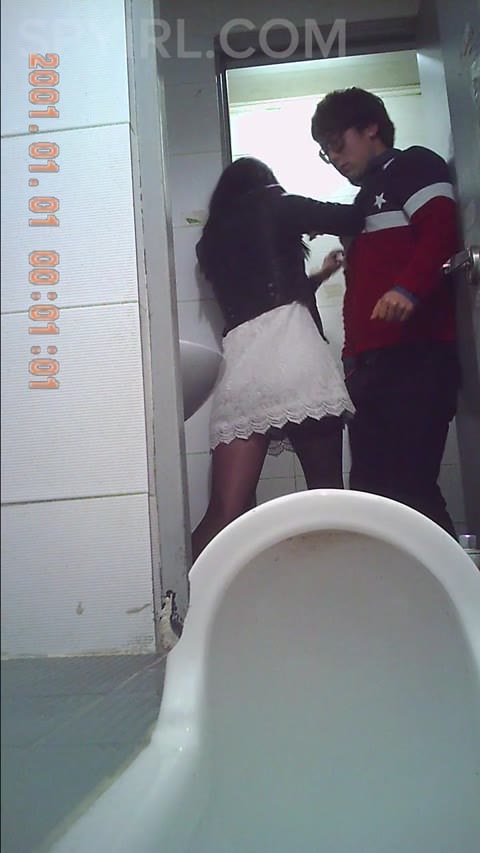 美女和式おしっこ