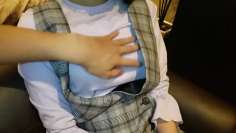 無　中　前も後ろも下半身肌がガサガサの娘