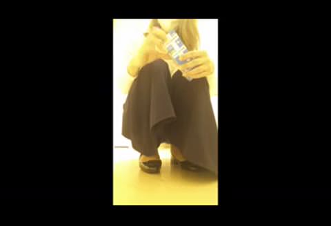 公衆トイレで浣腸2~抜粋~