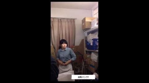 可愛い2人のバイト着替え