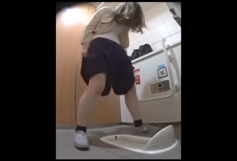 無修正 和式トイレ盗撮(30名以上)SP2