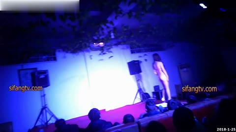 中国田舎のストリップ7