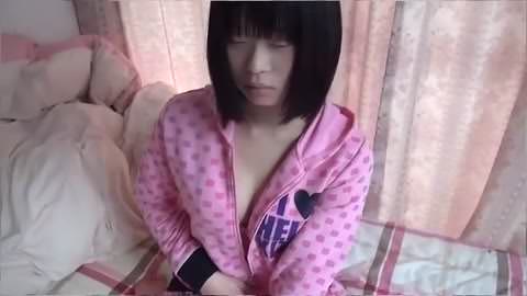 「顔は写さないで」