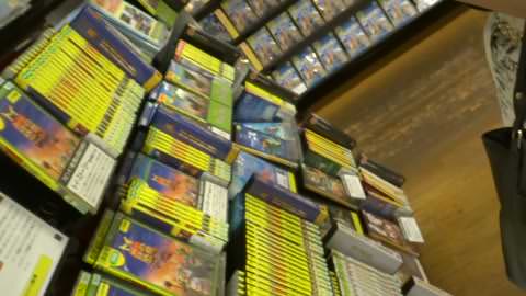 胸元の隙間vol.60