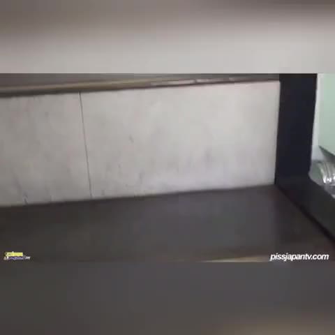 【洗面所】4人分　アナル丸見えアングル