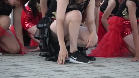 令和販売！！４Ｋ高画質！！ダンス！！小さすぎるキャミソールで踊る踊り子！！n121