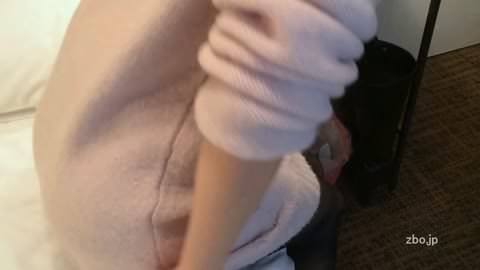 【素人・着替え】黒パンストを脱ぐ