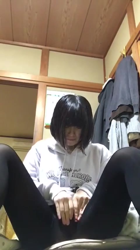 しぃかわいすぎる子072