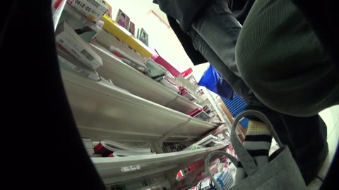 [なし] HD Beauty Public Urine Leakage 1