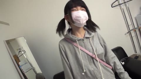 【無】S4にしか見えない18歳