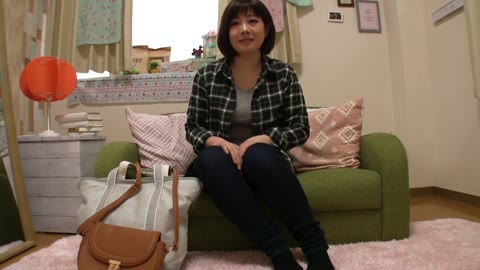 【自作AV】素人奥さま初撮り ①ゆうこ（27歳）【前編】初めての電マ＆フェラ