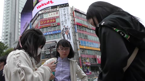 素朴なメガネっ子