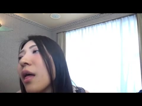 無　AV女優顔負けな淫乱美魔女