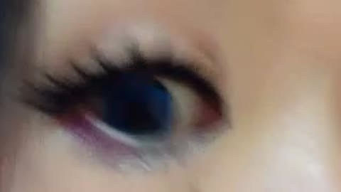 アイドル活動中のノーブラＪＫ２人組がおふざけで・・・