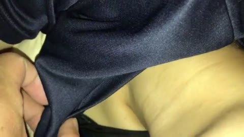 寝てる時に悪戯