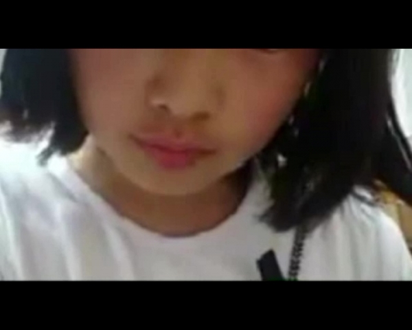 似合わず巨乳なACE