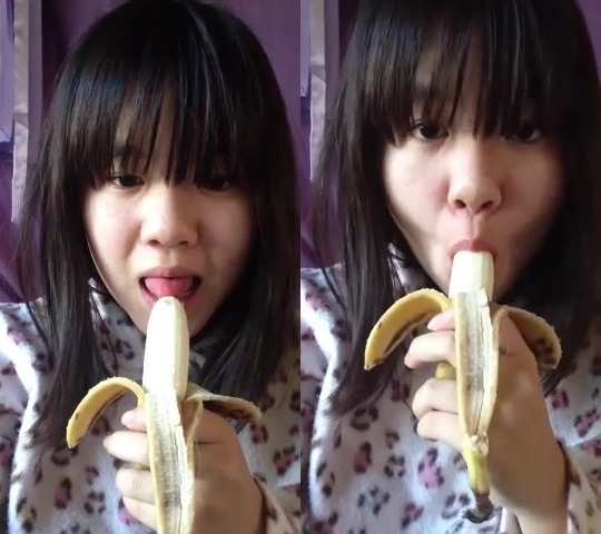 女の子はバナナを食べるのが好き